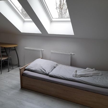 Vinoteka "U Kozu" Hotel Nové Město nad Metují Eksteriør billede