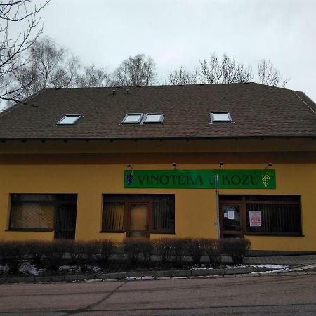 Vinoteka "U Kozu" Hotel Nové Město nad Metují Eksteriør billede
