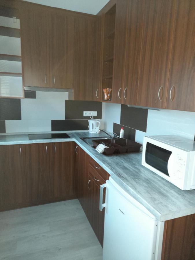 Vinoteka "U Kozu" Hotel Nové Město nad Metují Eksteriør billede