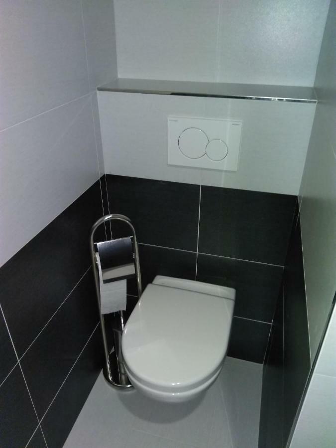 Vinoteka "U Kozu" Hotel Nové Město nad Metují Eksteriør billede