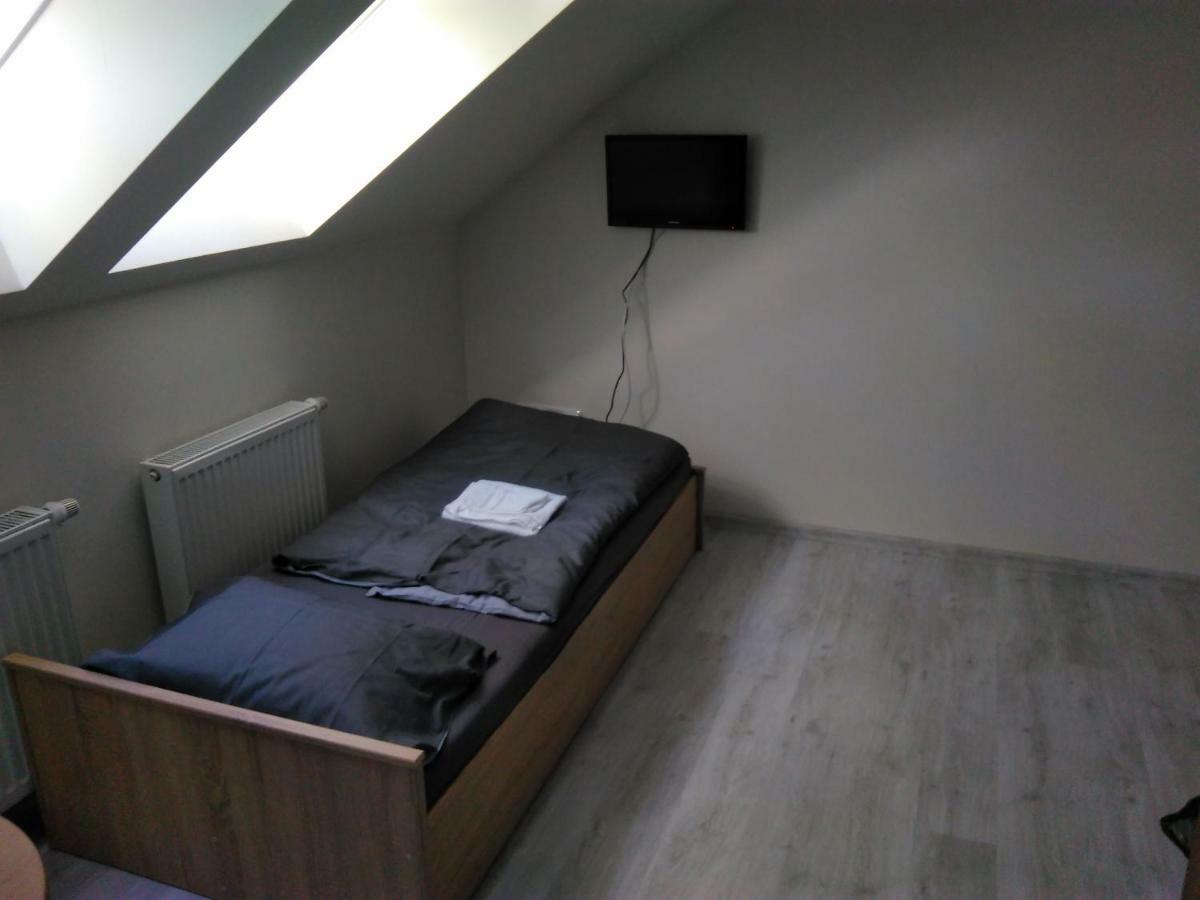 Vinoteka "U Kozu" Hotel Nové Město nad Metují Eksteriør billede
